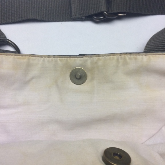 GAP Leather Tote - Picture 7 of 7